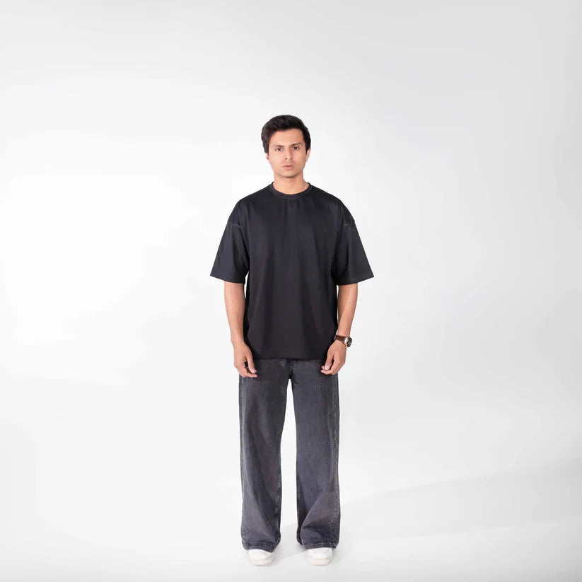 Oversize Black Tee